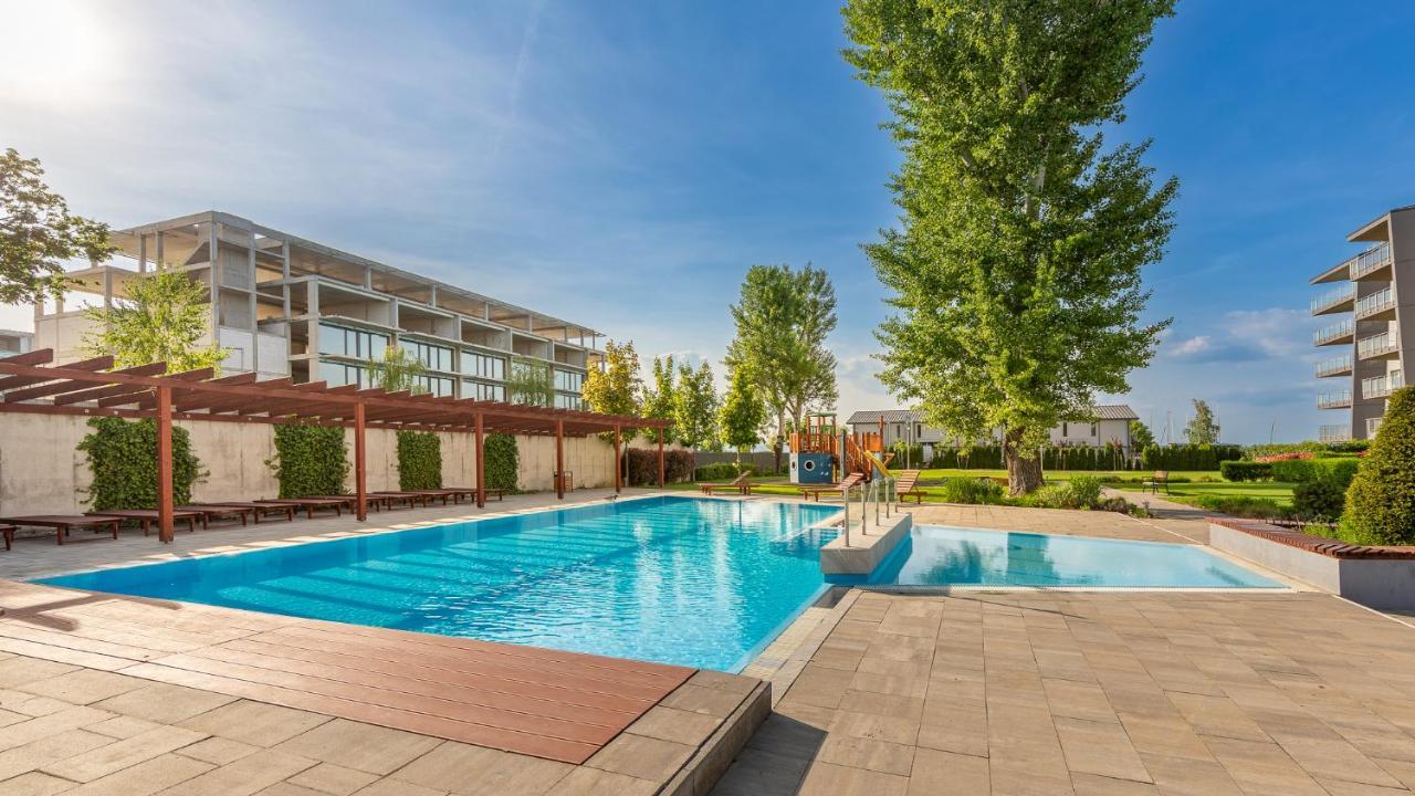 Ferienwohnung Admiral Luxury IV Apartman By Bltn Siófok Exterior foto